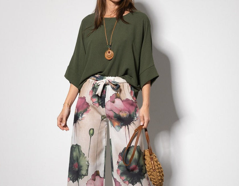 Blusa oversize verde caqui + collar