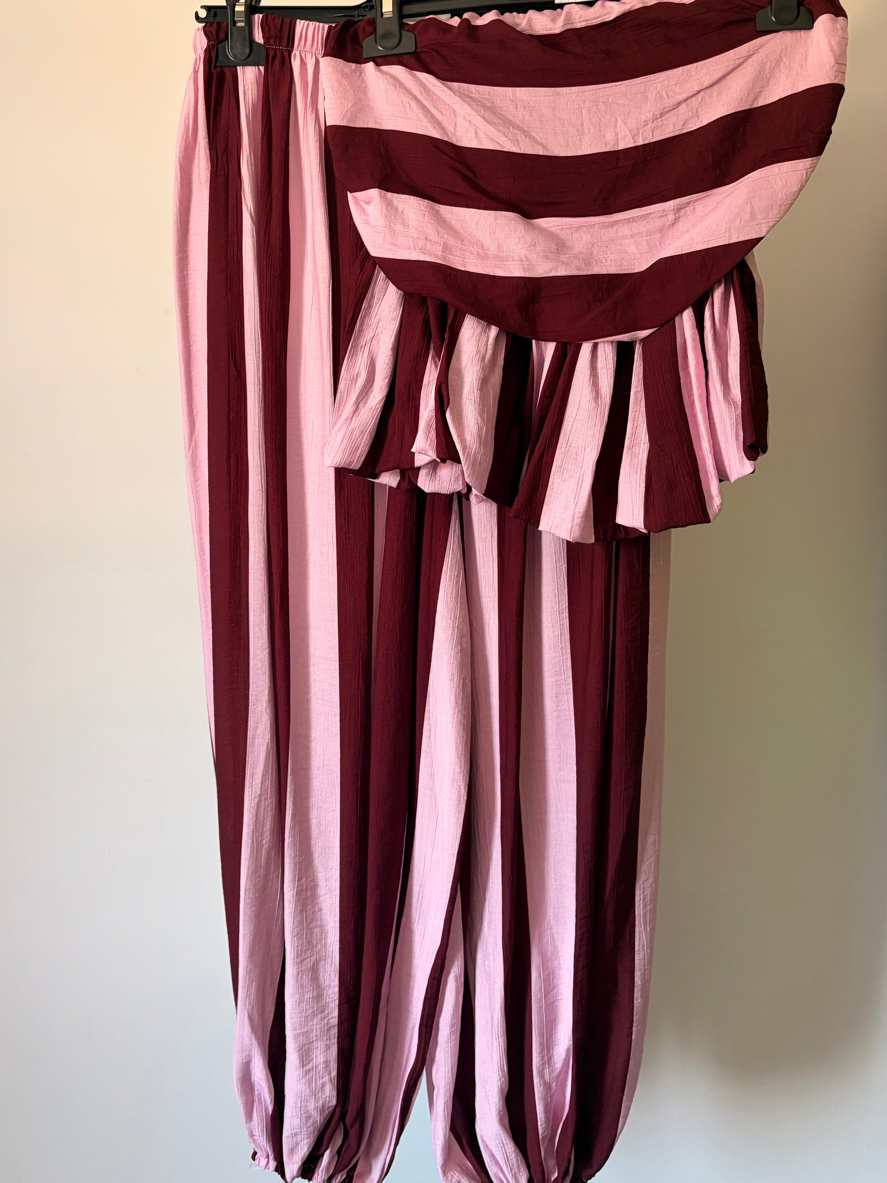 Conjunto a rayas